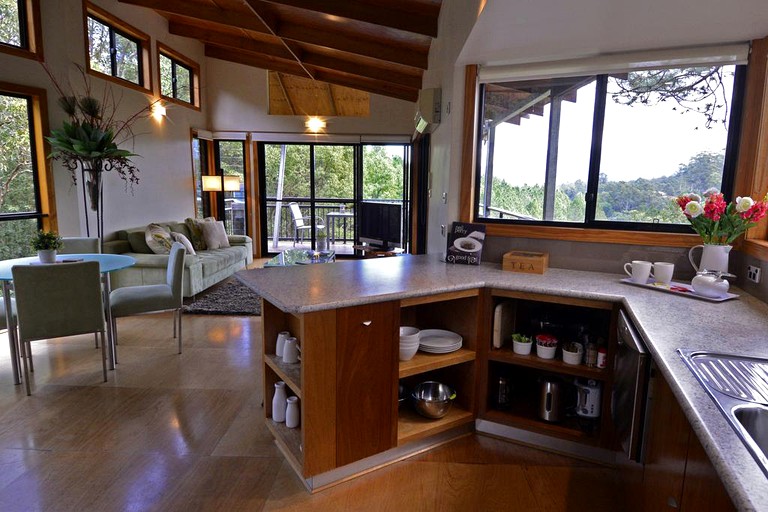 Cabins (Uki, New South Wales, Australia)