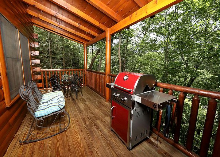 Log Cabins (Sevierville, Tennessee, United States)