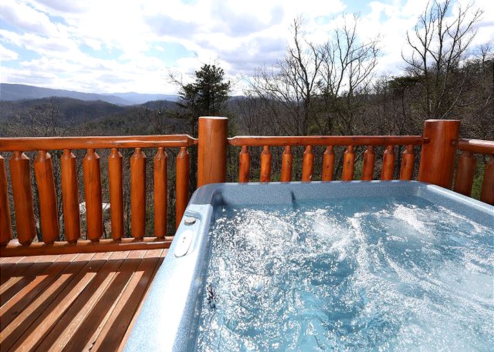 Log Cabins (Sevierville, Tennessee, United States)