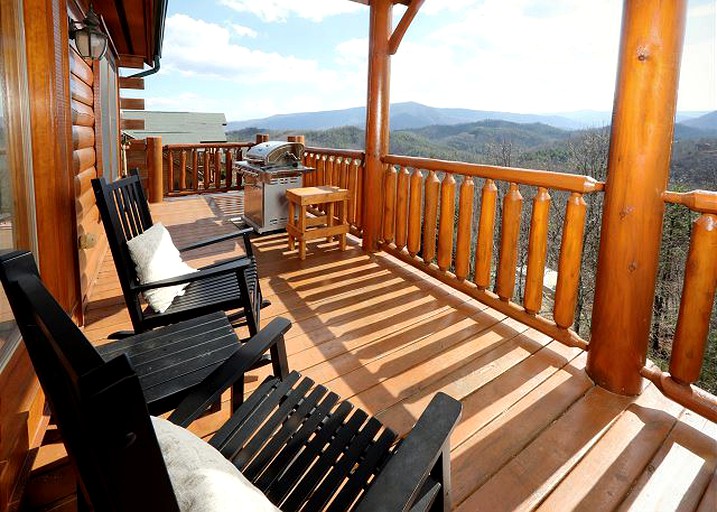 Log Cabins (Sevierville, Tennessee, United States)