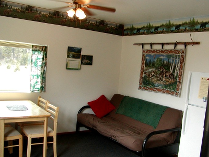 Cabins (Oroville, Washington, United States)