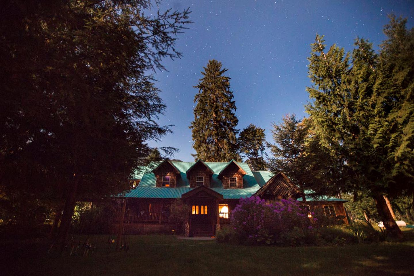 Nature Lodges (Pitt Meadows, British Columbia, Canada)