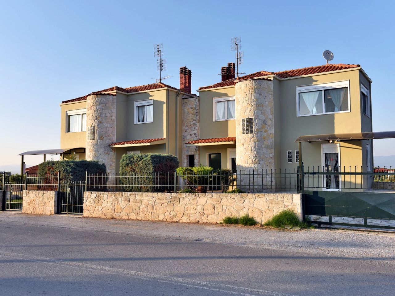 Villa rental for a holiday in Greece