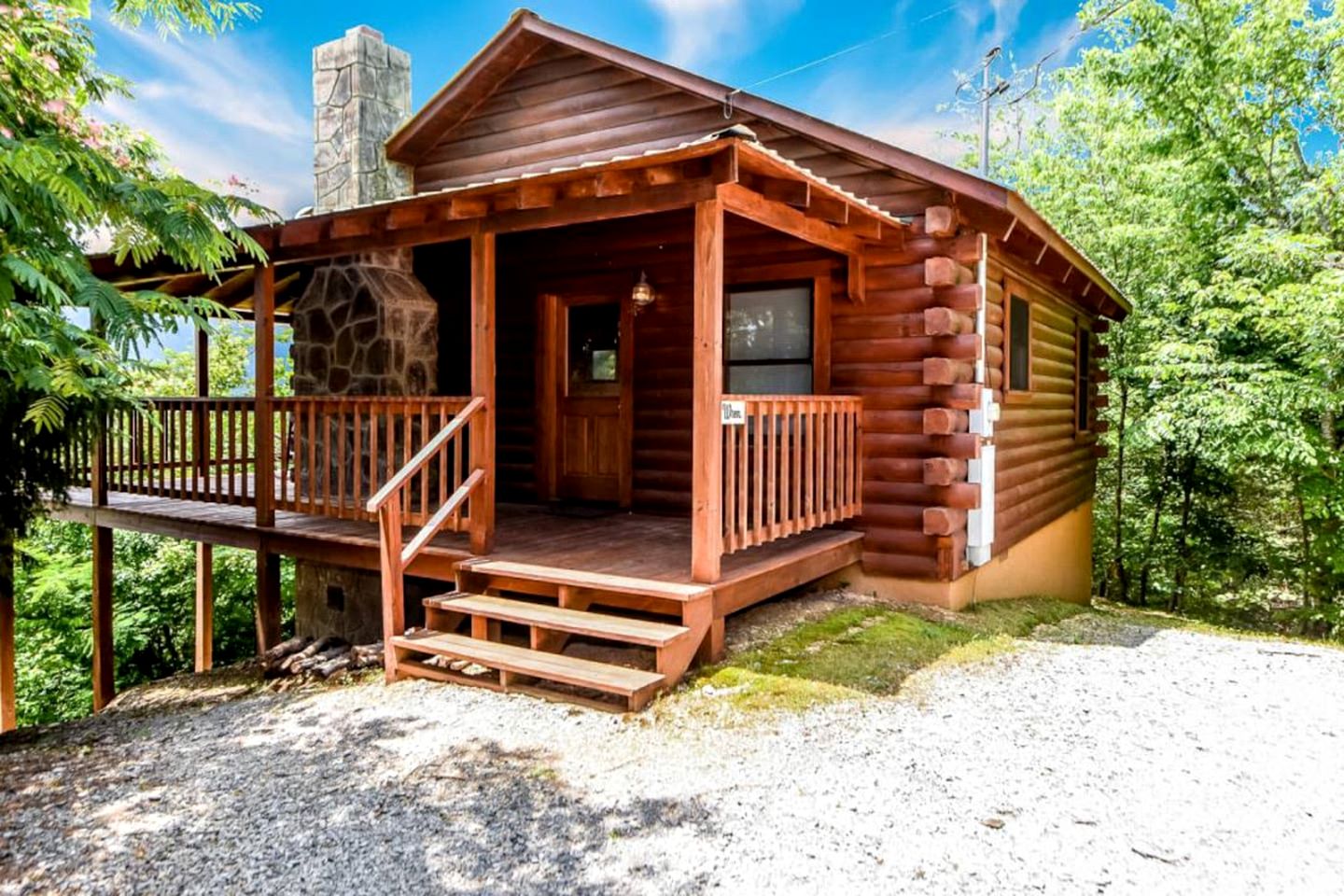 Secluded Cabin Near Great Smoky Mountains National Park, Tennessee