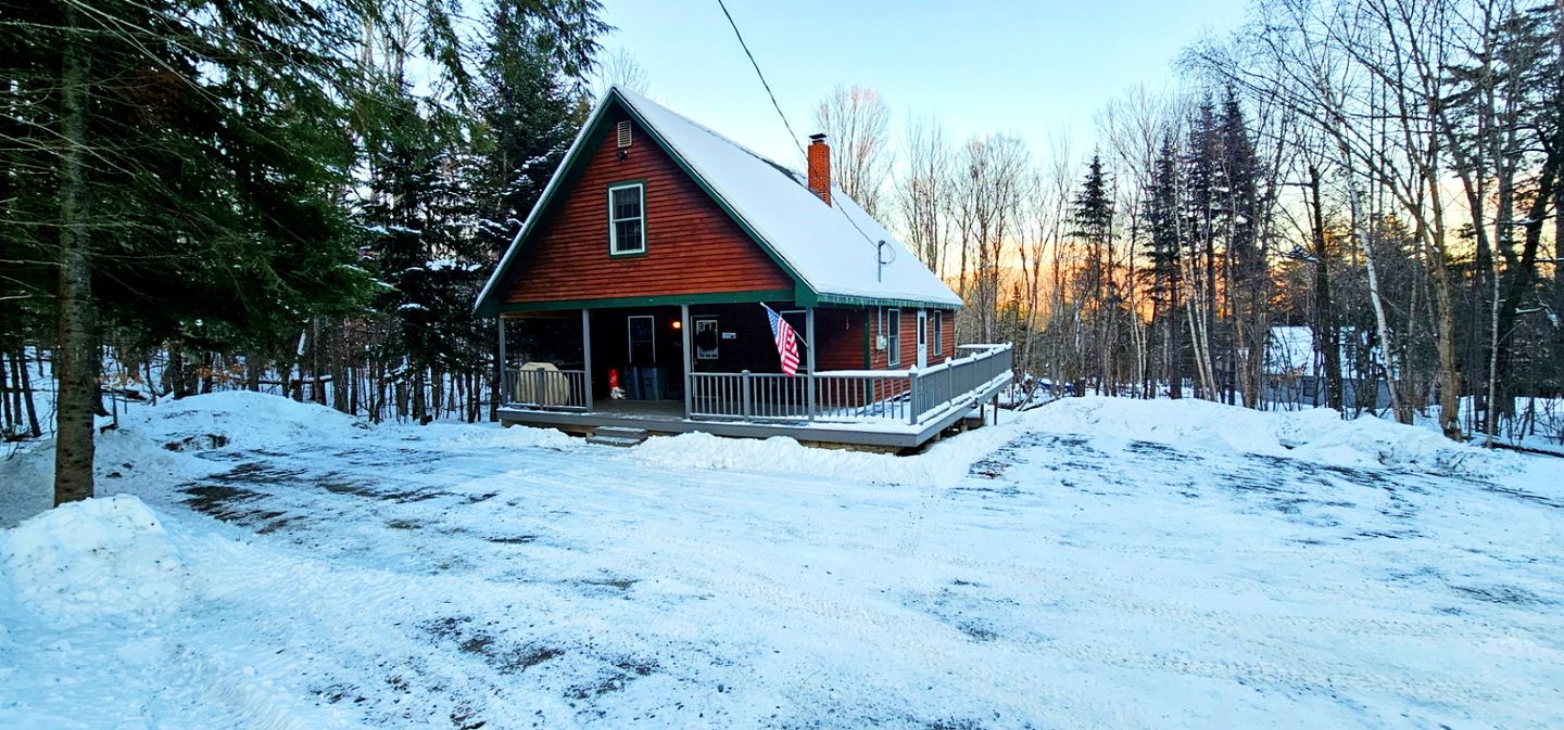 Cabins (United States of America, Beaver Cove, Maine)