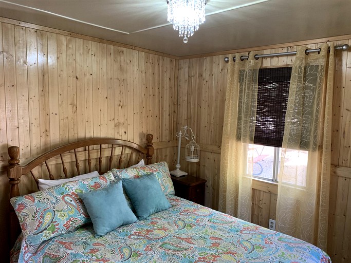Cabins (United States of America, Big Bear Lake, California)