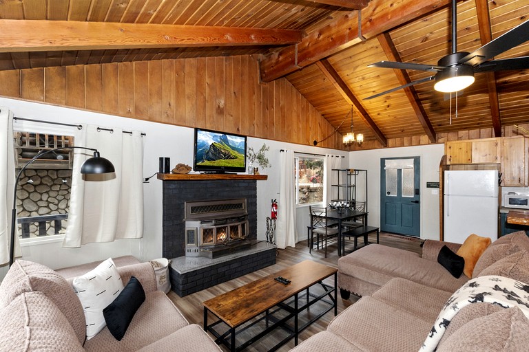 Cabins (United States of America, Big Bear Lake, California)