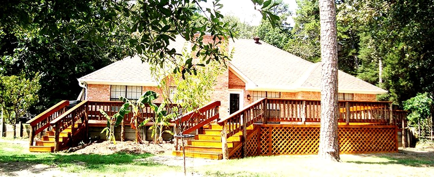 Vacation Rentals (Scroggins, Texas, United States)