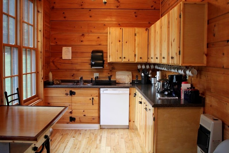 Log Cabins (United States of America, Monterville, West Virginia)