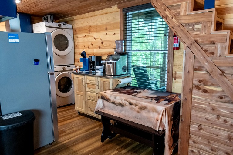 Cabins (United States of America, Marshall, Arkansas)