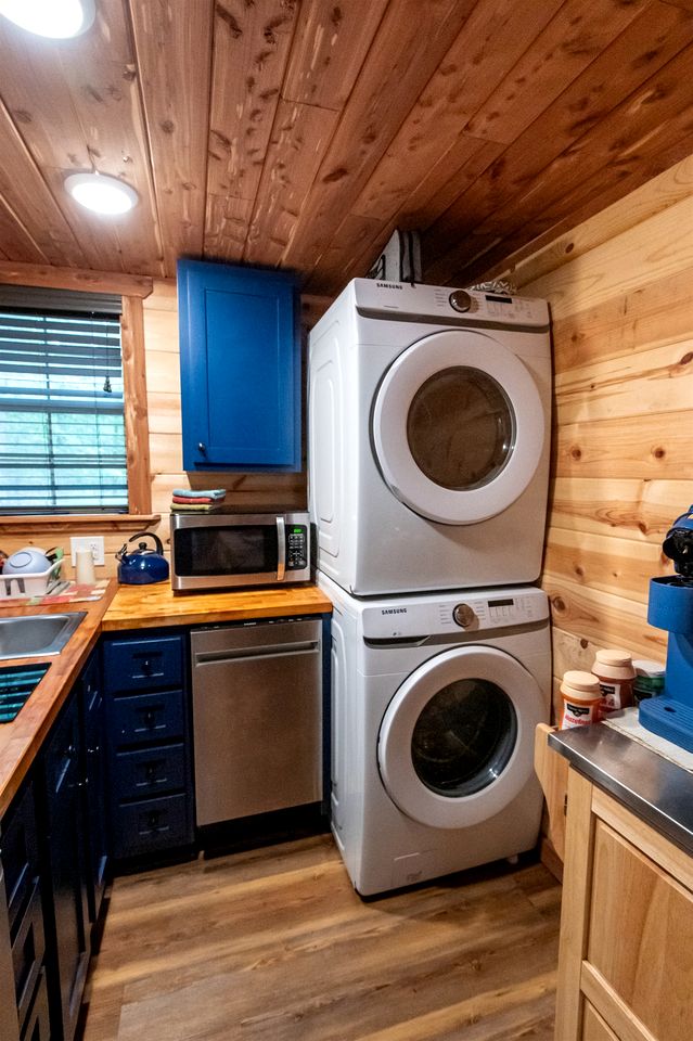 Escape to Marshall, Arkansas, in this Cozy Cabin for Four