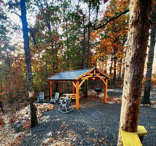 Cabins (United States of America, Marshall, Arkansas)
