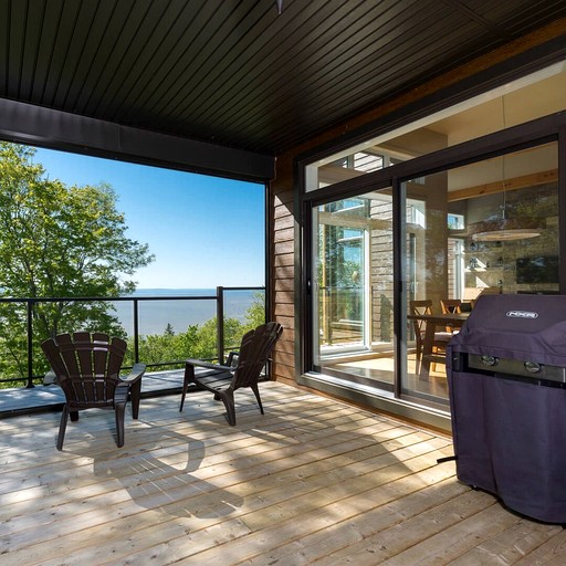 Vacation Rentals (Canada, Petite-Rivière-Saint-François, Quebec)
