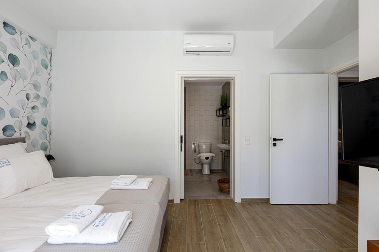 Villas (Greece, Sfakaki, Crete)