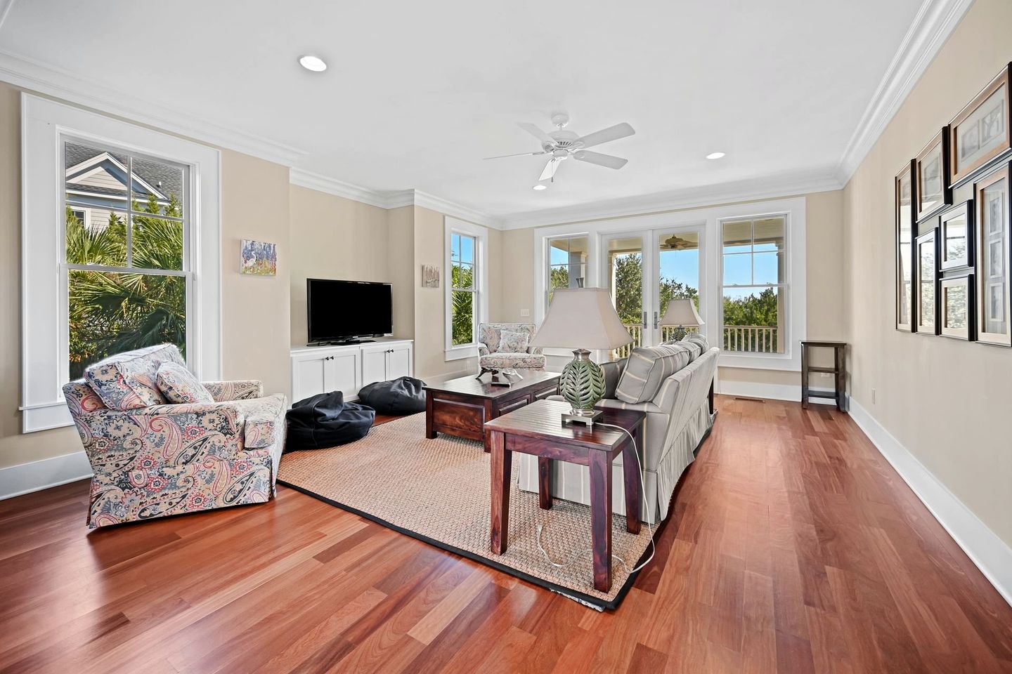 Exquisite Beach House for Family Getaway in Gated Community near Pawleys Island, South Carolina