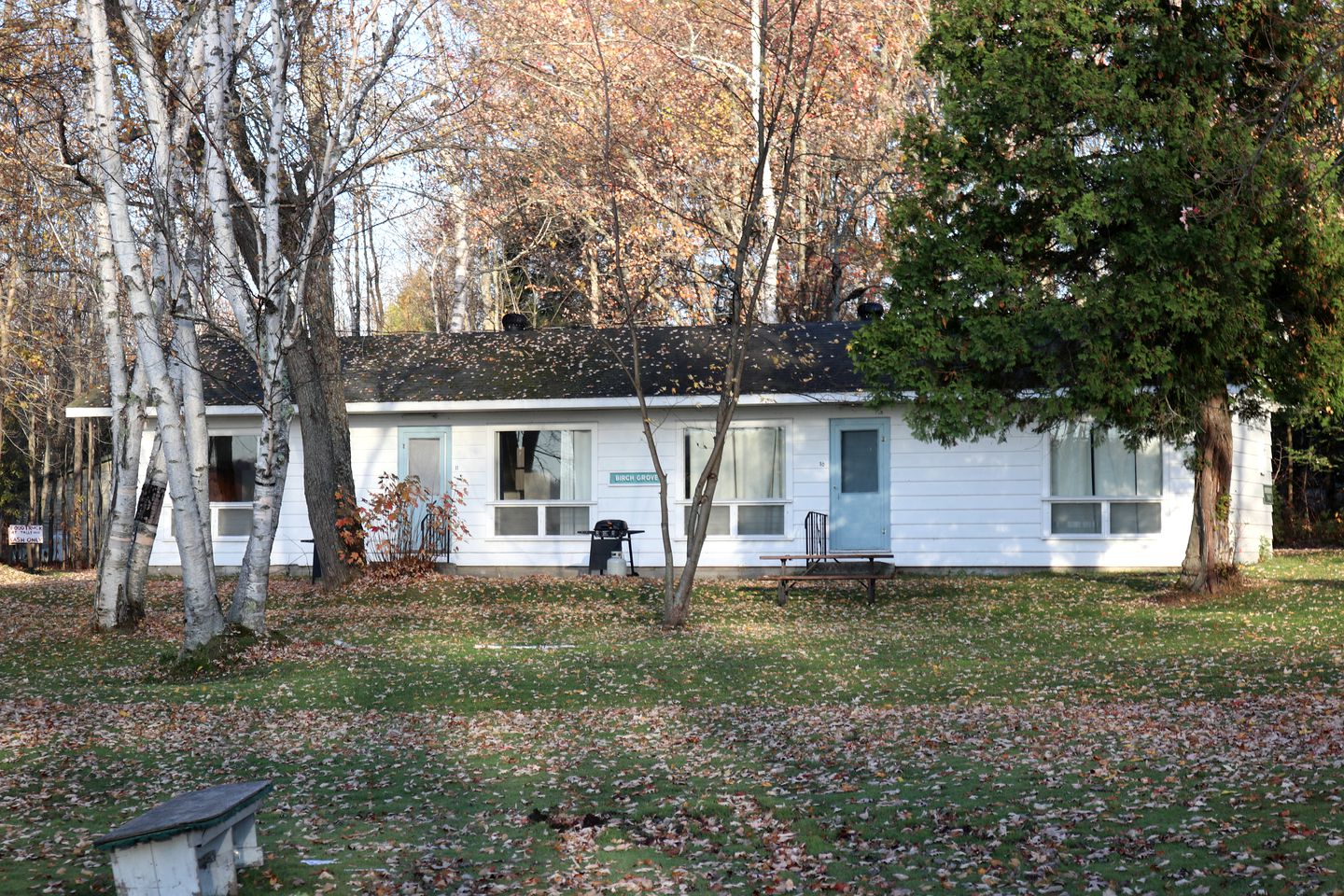 Nature Lodges (Huntsville, Ontario, Canada)
