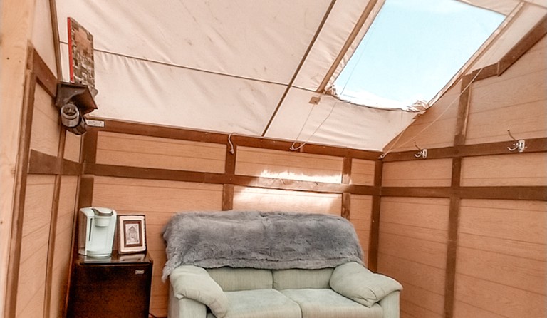 Charming Tented Cabin for a Romantic Couples Getaway in Tombstone, Arizona