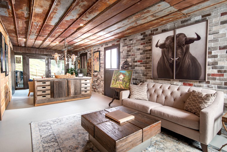 Barns (United States of America, Sugar Grove, North Carolina)