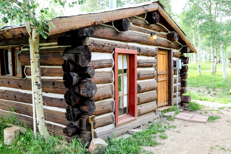 Cabins (United States of America, Columbine, Colorado)