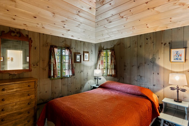 Cabins (United States of America, Lyme, New Hampshire)