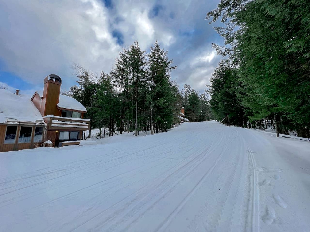 Family or Group Rental Ideal for Winter Sports in New Hampshire