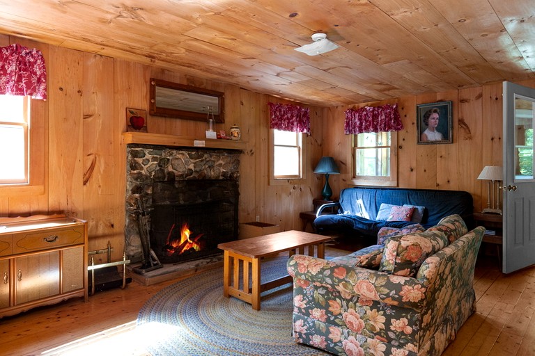 Cabins (United States of America, Lyme, New Hampshire)