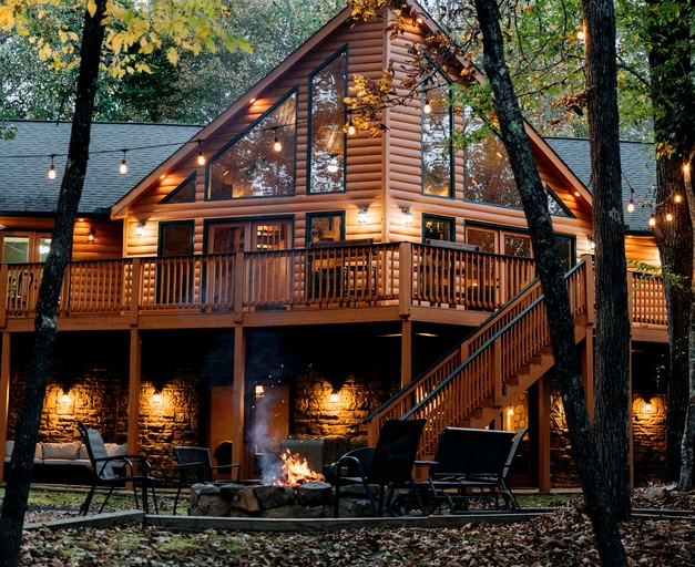 Cabins (United States of America, Sautee Nacoochee, Georgia)