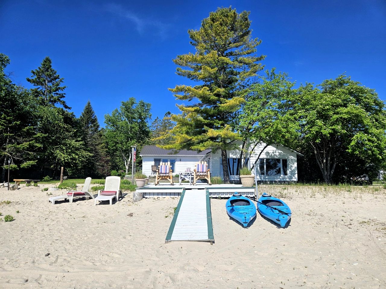 Fantastic Lakefront Beach House with Stunning Views in St. Ignace, Michigan
