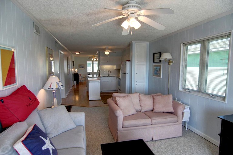 Vacation Rentals (Holden Beach, North Carolina, United States)