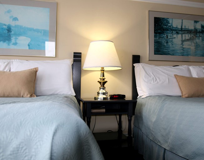 Nature Lodges (Orillia, Ontario, Canada)
