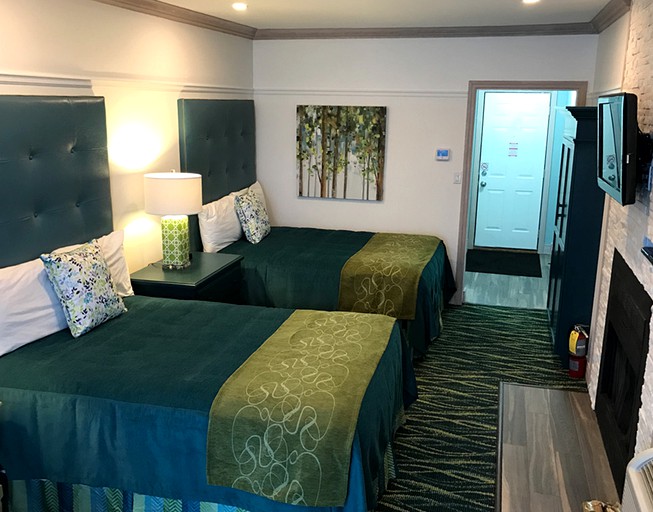 Nature Lodges (Orillia, Ontario, Canada)