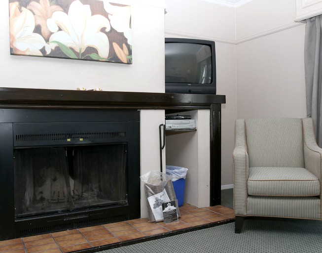 Nature Lodges (Orillia, Ontario, Canada)