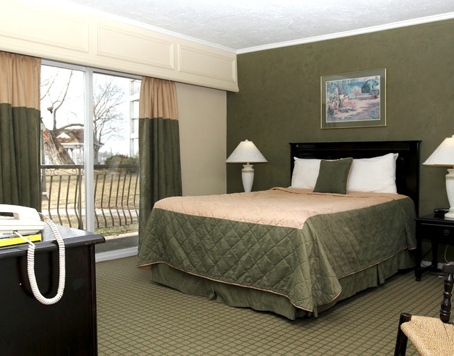 Nature Lodges (Orillia, Ontario, Canada)