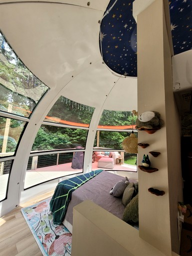 Domes (United States of America, Milledgeville, Georgia)
