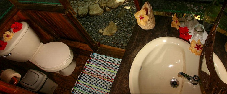 Cabins (Carate, Puntarenas, Costa Rica)