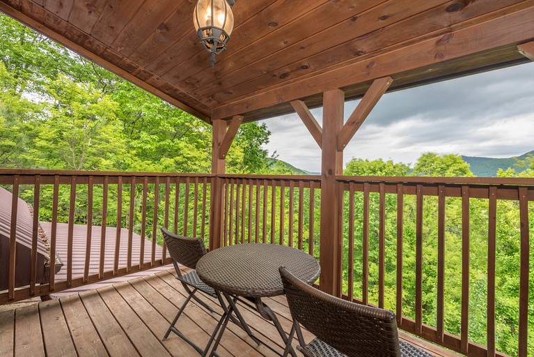 Cabins (United States of America, Black Mountain, North Carolina)