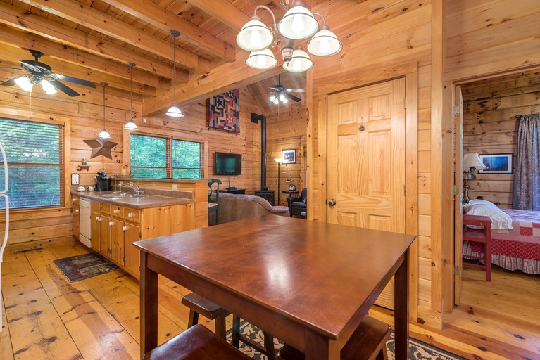 Cabins (United States of America, Black Mountain, North Carolina)