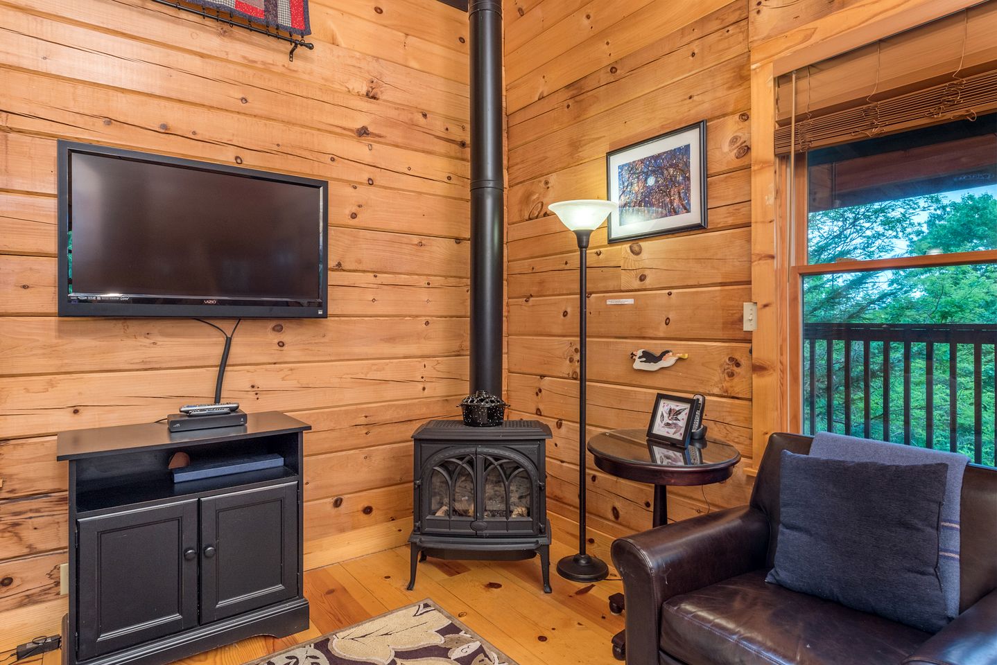 Mountain Cabin Retreat with Fire Pit, Game Room & Scenic Decks in Black Mountain, North Carolina
