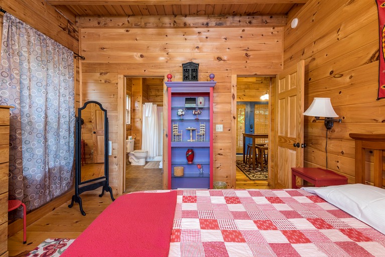 Cabins (United States of America, Black Mountain, North Carolina)