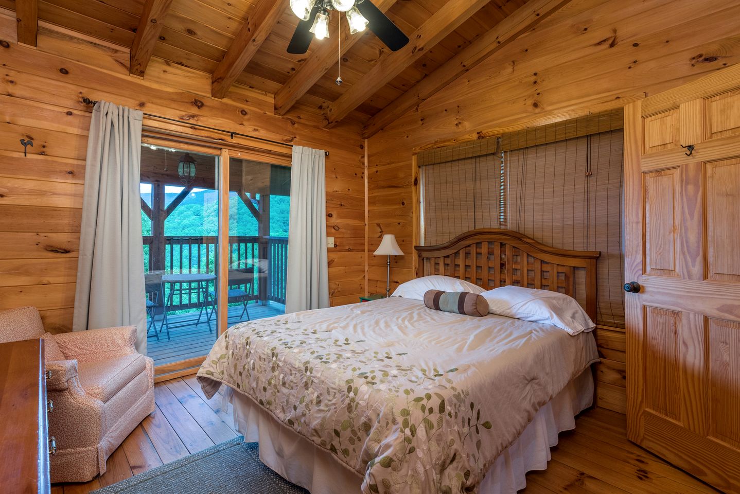 Mountain Cabin Retreat with Fire Pit, Game Room & Scenic Decks in Black Mountain, North Carolina