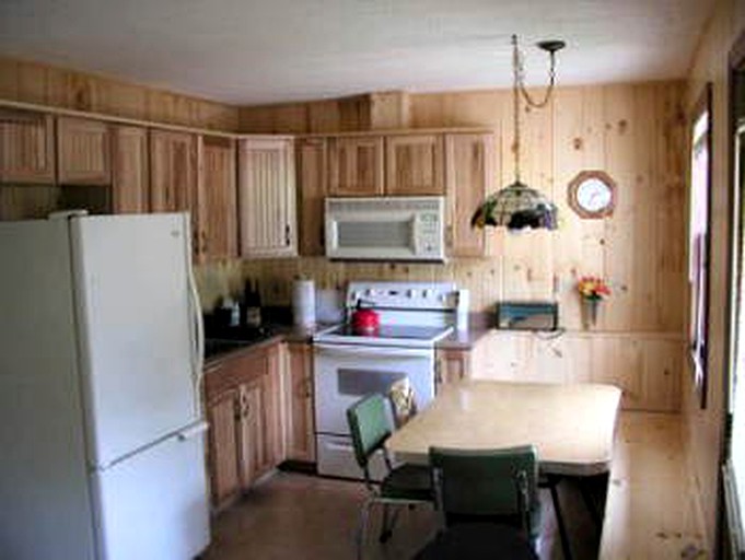 Cottages (Lake George, New York, United States)