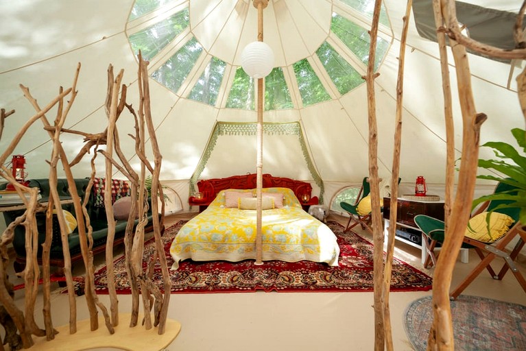 Bell Tents (United States of America, Roxbury, New York)