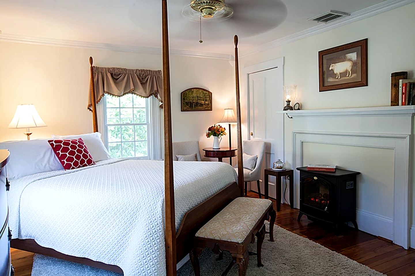 Nature Lodges (Hiwassee, Virginia, United States)