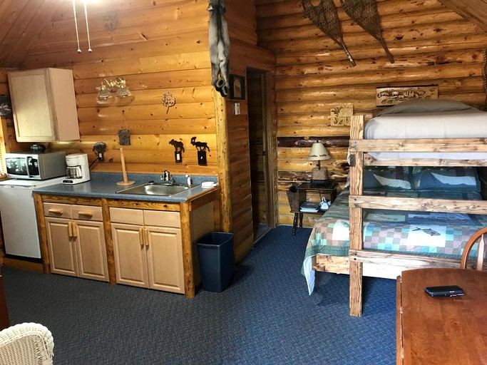 Log Cabins (Soldotna, Alaska, United States)