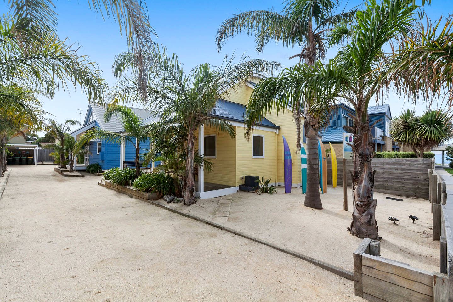 Cottages (Torquay, Victoria, Australia)