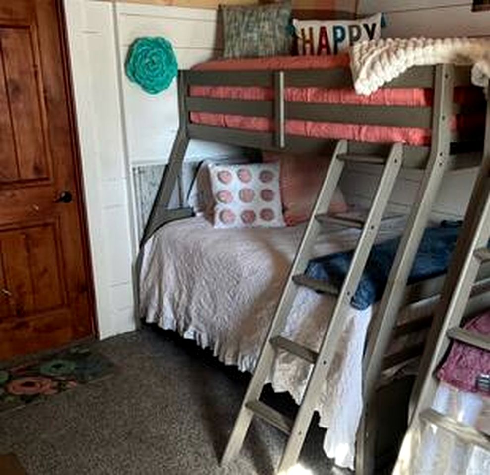 Tiny Quaint Rental Perfect for a Small Family Escape in Texas