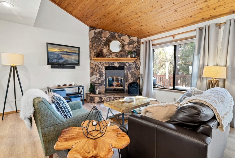 Vacation Rentals (United States of America, --, California)