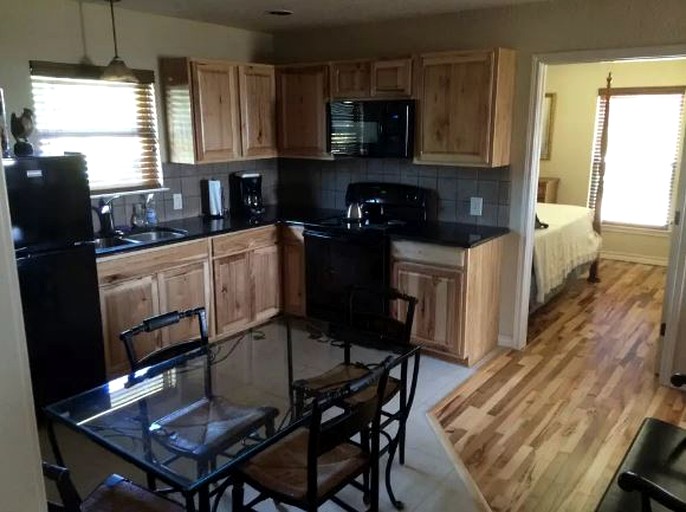 Cottages (Spring Branch, Texas, United States)