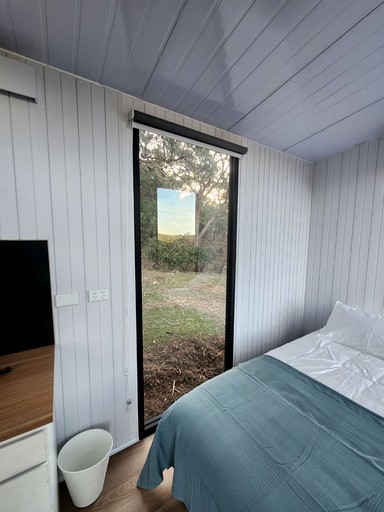 Vacation Rentals (Australia, --, --)