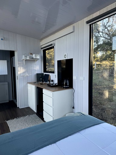 Vacation Rentals (Australia, --, --)